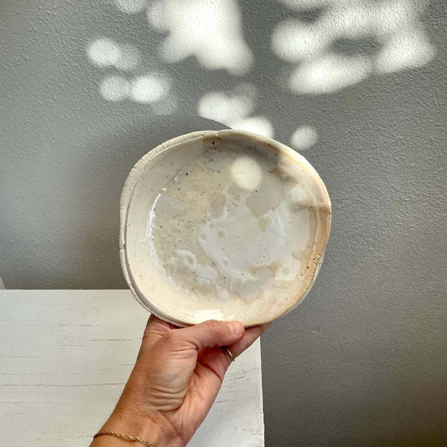 Irregular Creamy Beige Plate