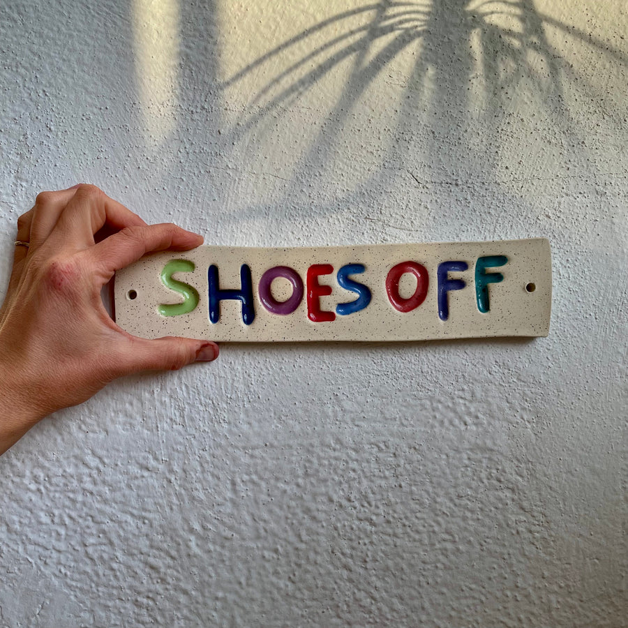 'Shoes Off' Ceramic Sign
